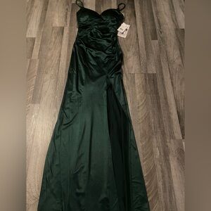 Elegant Green Satin Evening Gown